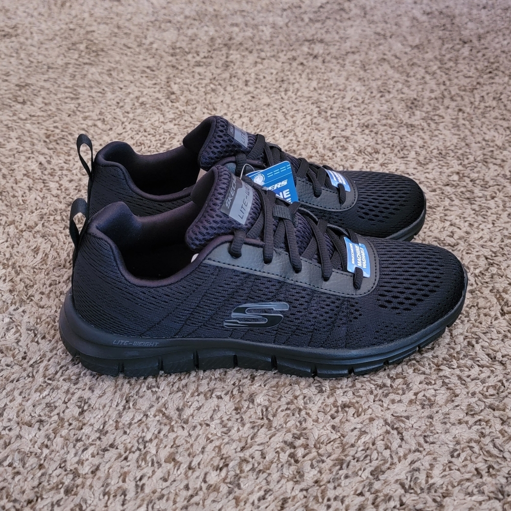 Skechers